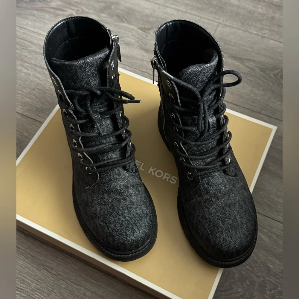 Michael Kors combat boots ✨🖤 - Picture 9 of 15